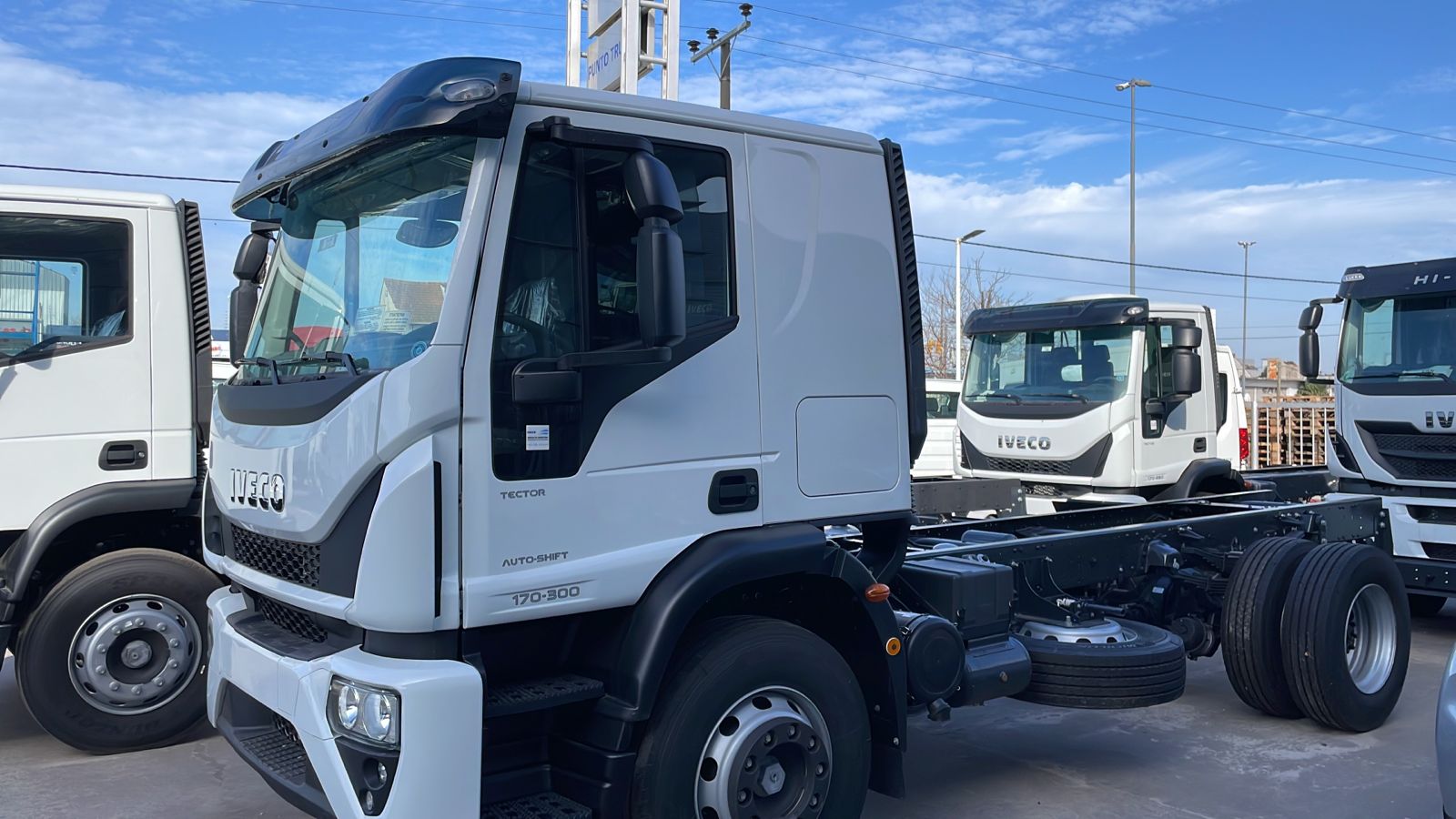 13852 - TECTOR MY AUTOSHIFT 170-300N 4X2 4185 MLL TB EBS