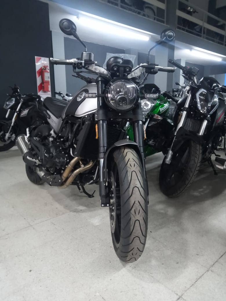Benelli Leoncino 500